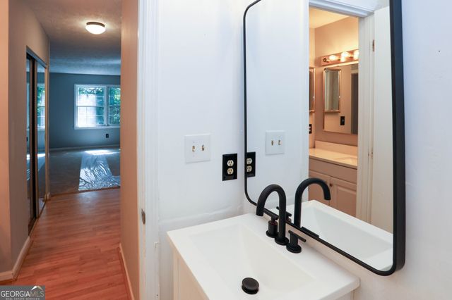 512 Rockborough Terrace, Stone Mountain, GA 30083