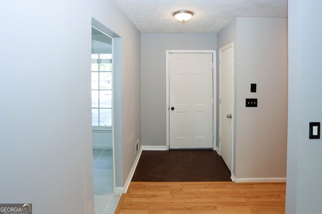 512 Rockborough Terrace, Stone Mountain, GA 30083