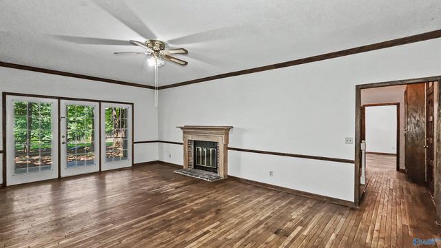 411 Bell Point Road, Laceys Spring, AL 35754