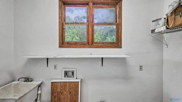 411 Bell Point Road, Laceys Spring, AL 35754