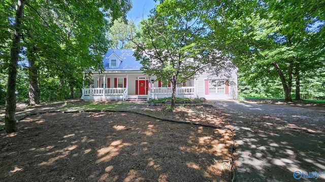 411 Bell Point Road, Laceys Spring, AL 35754