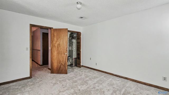 411 Bell Point Road, Laceys Spring, AL 35754