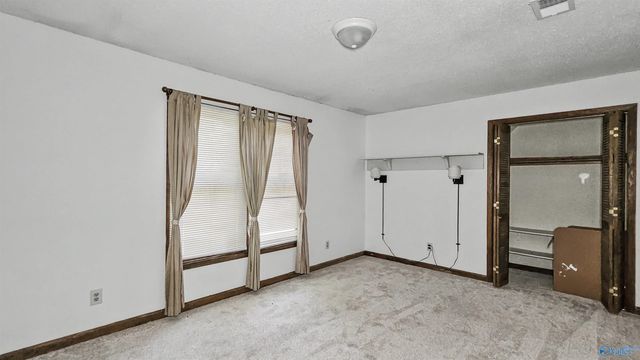 411 Bell Point Road, Laceys Spring, AL 35754