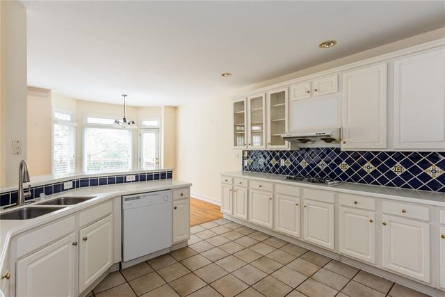 2015 Lenox Cove Circle, Brookhaven, GA 30319