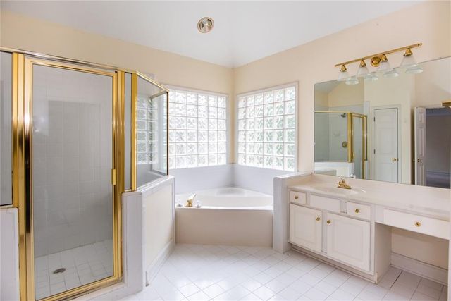 2015 Lenox Cove Circle, Brookhaven, GA 30319