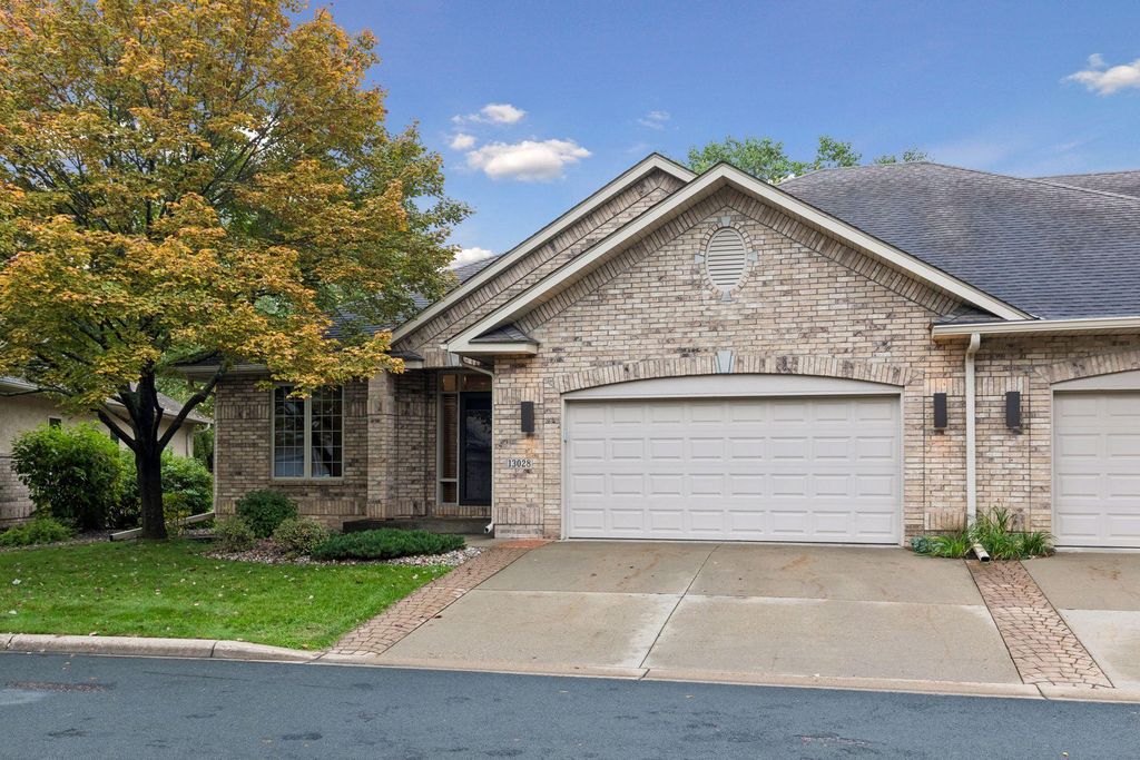 13028 Garvin Brook Lane, Apple Valley, MN 55124 — exterior