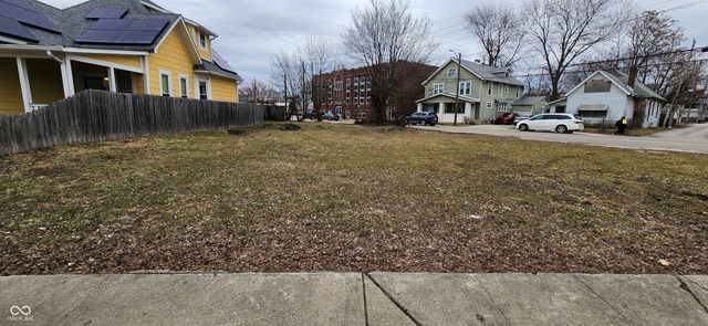 828 Shelby Street, Indianapolis, IN 46203