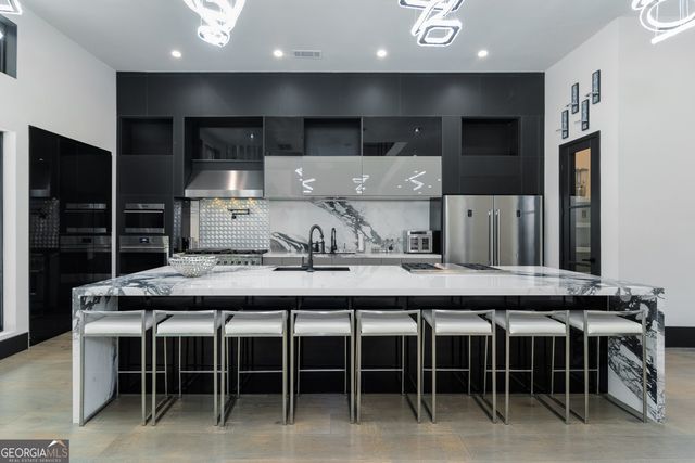 2401 NE Greenglade, Atlanta, GA 30345