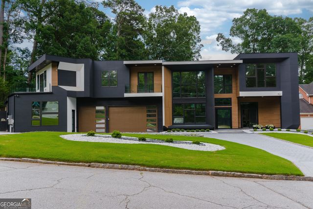 2401 NE Greenglade, Atlanta, GA 30345