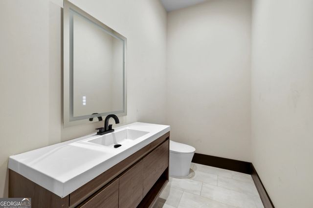 2401 NE Greenglade, Atlanta, GA 30345