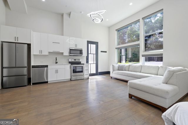 2401 NE Greenglade, Atlanta, GA 30345