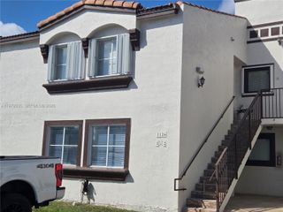 1122 NW 125 103, Miami, FL 33182