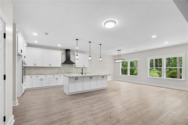 1 Beach Court, Salem, SC 29676