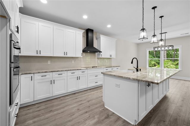 1 Beach Court, Salem, SC 29676