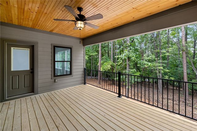1 Beach Court, Salem, SC 29676