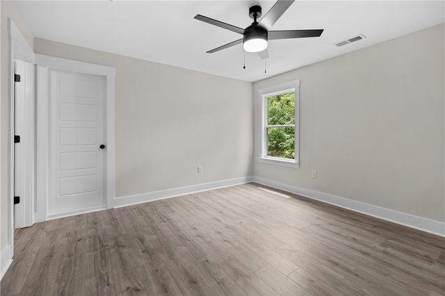 1 Beach Court, Salem, SC 29676