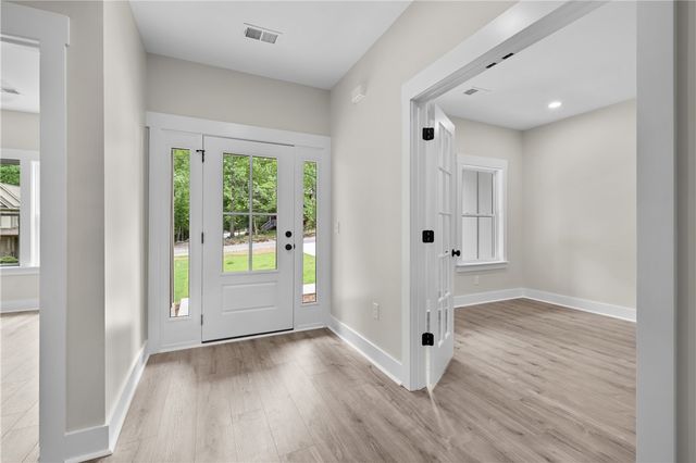 1 Beach Court, Salem, SC 29676