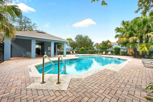 102 WILTON CIRCLE, Sanford, FL 32773