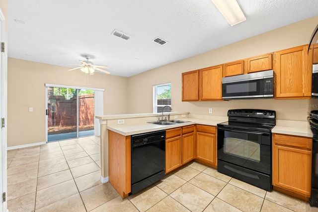 102 WILTON CIRCLE, Sanford, FL 32773