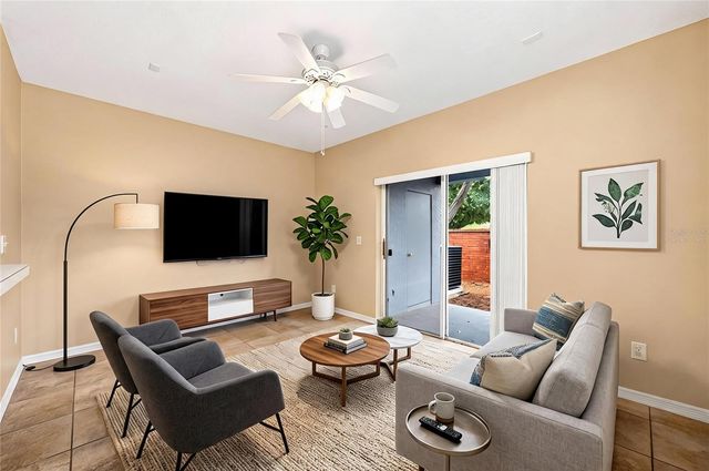 102 WILTON CIRCLE, Sanford, FL 32773