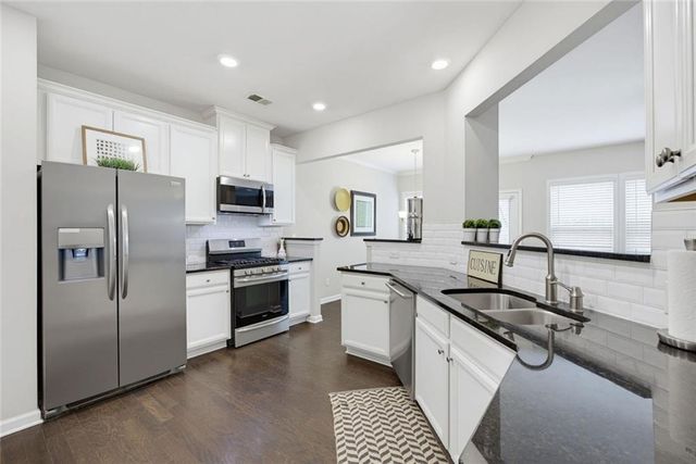 513 Coral Street SW, Marietta, GA 30064