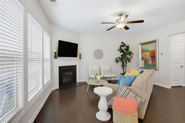 513 Coral Street SW, Marietta, GA 30064