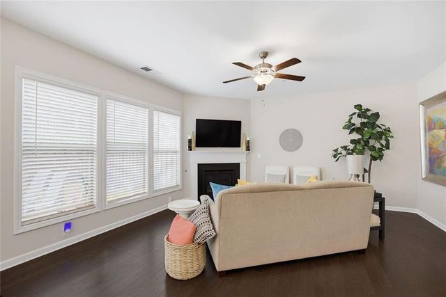513 Coral Street SW, Marietta, GA 30064