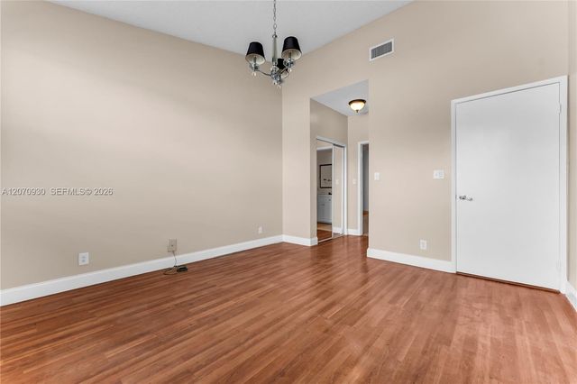 15563 N Miami Lakeway N 204, Miami Lakes, FL 33014
