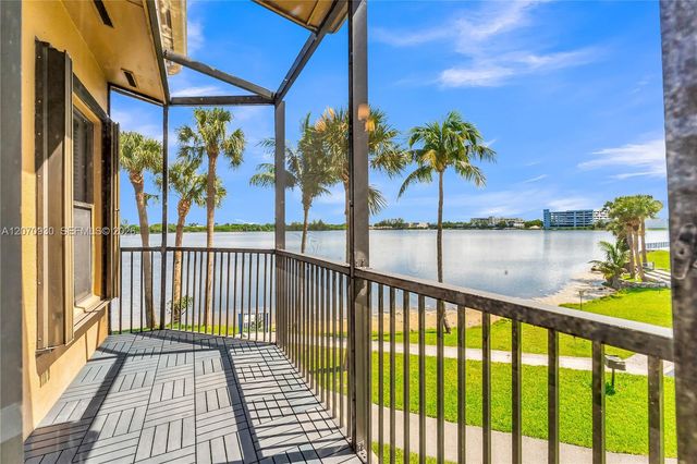 15563 N Miami Lakeway N 204, Miami Lakes, FL 33014