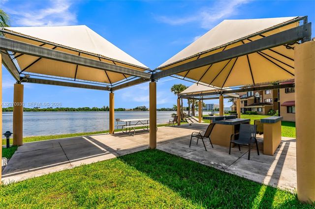 15563 N Miami Lakeway N 204, Miami Lakes, FL 33014