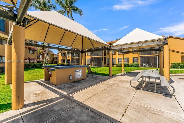 15563 N Miami Lakeway N 204, Miami Lakes, FL 33014