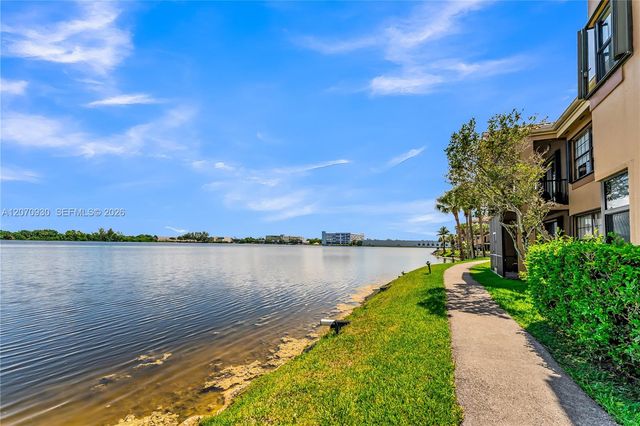 15563 N Miami Lakeway N 204, Miami Lakes, FL 33014