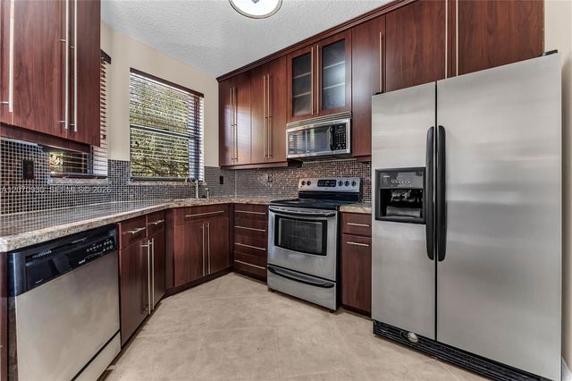 15563 N Miami Lakeway N 204, Miami Lakes, FL 33014