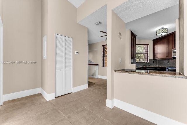 15563 N Miami Lakeway N 204, Miami Lakes, FL 33014