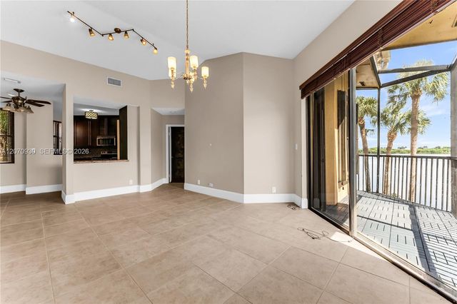 15563 N Miami Lakeway N 204, Miami Lakes, FL 33014