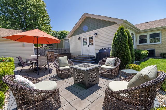 1110 Park Lane, Western Springs, IL 60558