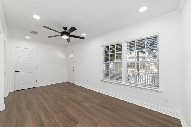 802 E 33rd Street, Houston, TX 77022
