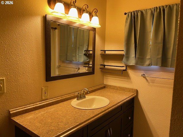 1014 TAYLOR St, Oregon City, OR 97045