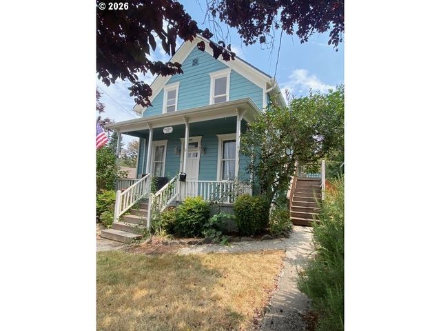 1014 TAYLOR St, Oregon City, OR 97045