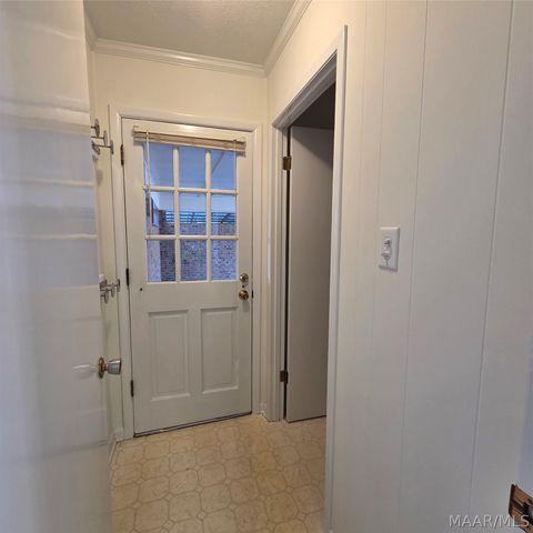 213 Gail Street, Prattville, AL 36066