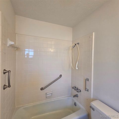213 Gail Street, Prattville, AL 36066