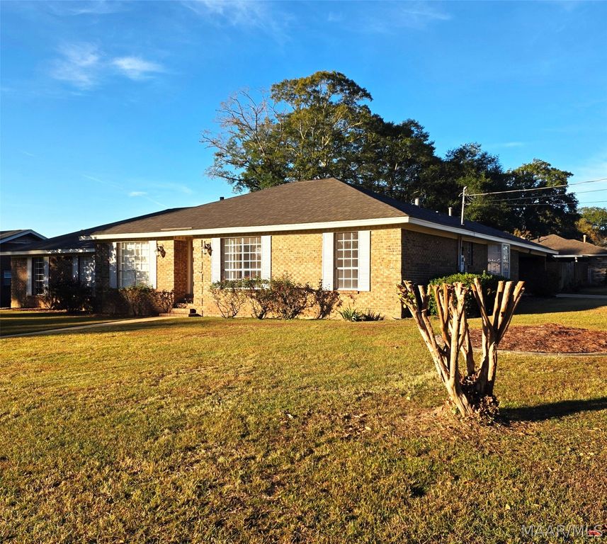 213 Gail Street, Prattville, AL 36066