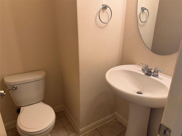 2410 Great Oaks DR 701, Round Rock, TX 78681