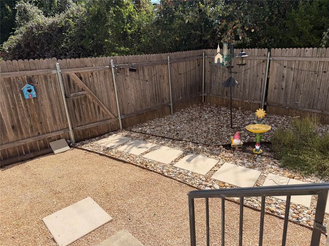 2410 Great Oaks DR 701, Round Rock, TX 78681