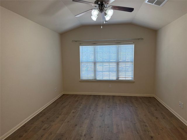 2410 Great Oaks DR 701, Round Rock, TX 78681
