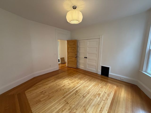1657 Cambridge St 1, Cambridge, MA 02138