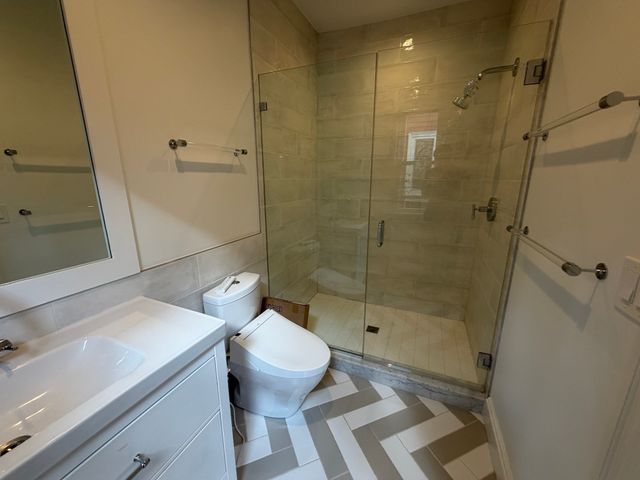 1657 Cambridge St 1, Cambridge, MA 02138