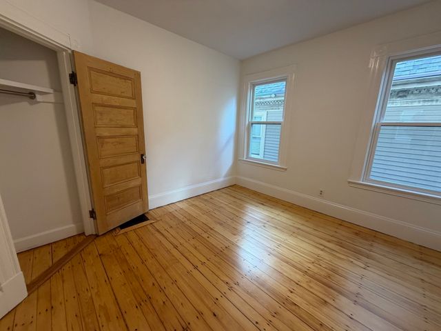 1657 Cambridge St 1, Cambridge, MA 02138