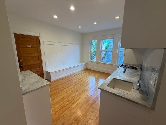 1657 Cambridge St 1, Cambridge, MA 02138