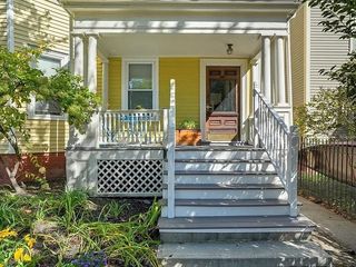 1657 Cambridge St 1, Cambridge, MA 02138